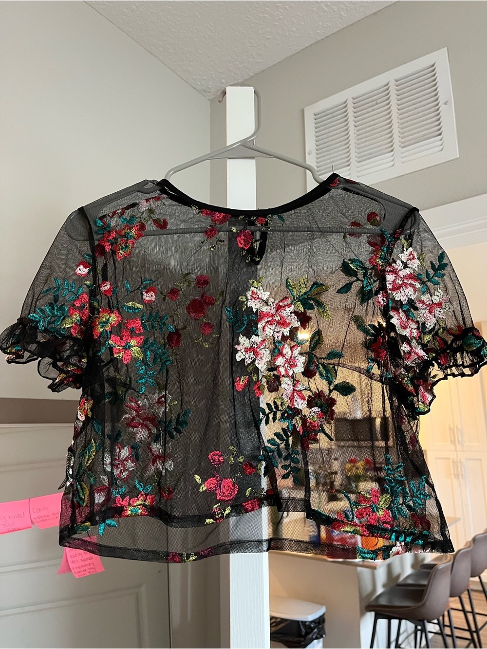 Source Unknown Black Sheer Embroidered Floral Crop Top